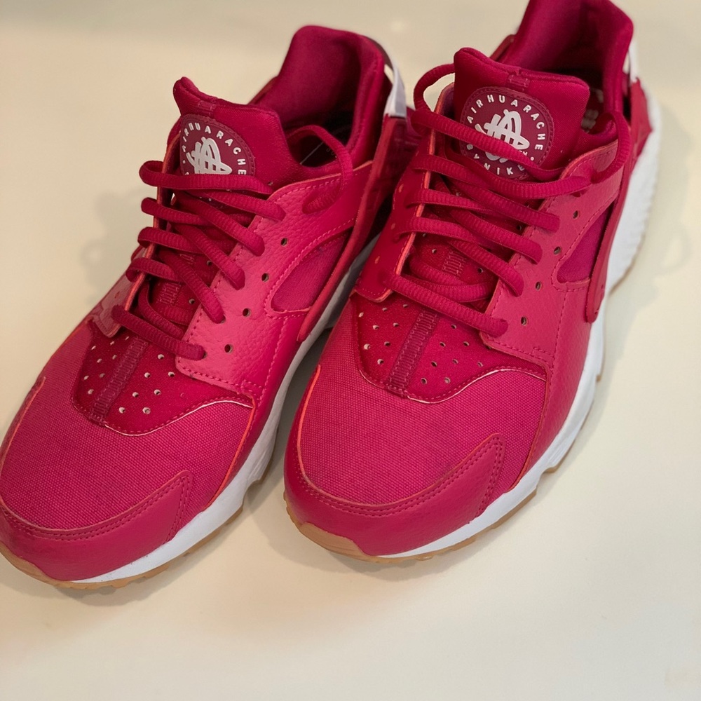 Pink Nike Huaraches